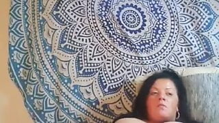 Curvy Milf with huge tits squirts like a champ!