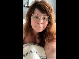 Redhead milf in sexy lingerie giving head