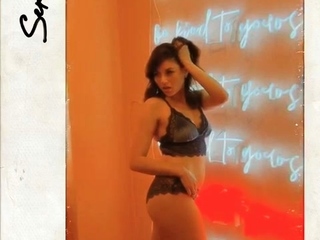 Sexy brunette wearing stockings masturbates webcam