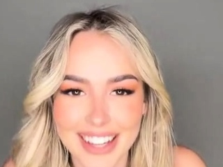 Elena Kamperi Onlyfans Livestream Video Leaked