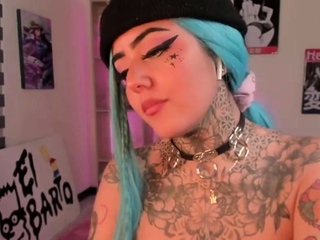 Glamour babe with big boobs masturbates in lingerie