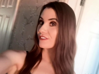 Love Chat Big Boobs Brunette Masturbating For Cam